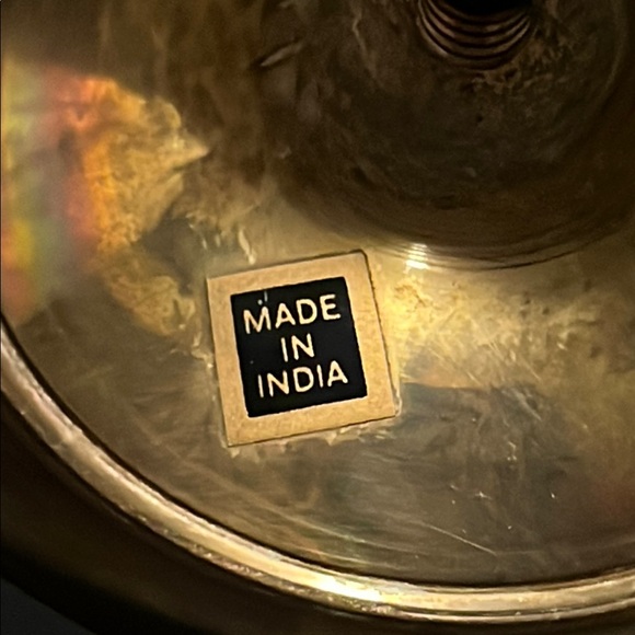 Elegant Brass Candle Holder Set (7) - Picture 2 of 12